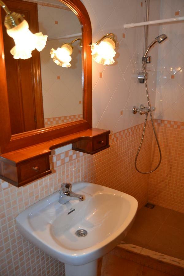 Placido Apartment مانريسا المظهر الخارجي الصورة